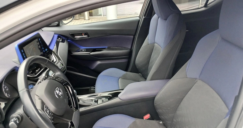 Toyota C-HR cena 89900 przebieg: 46974, rok produkcji 2017 z Kalisz małe 596